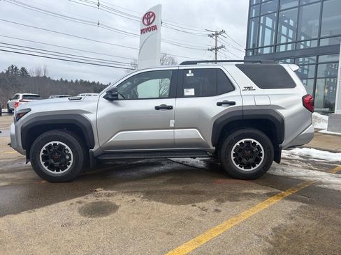 New 2026 Toyota 4Runner 4WD image 3