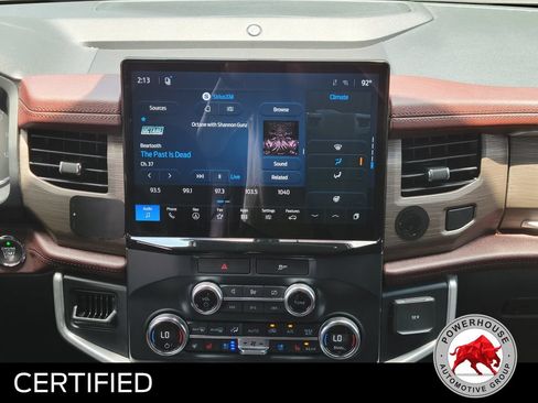Used 2022 Ford Expedition Limited AWD/4WD image 23