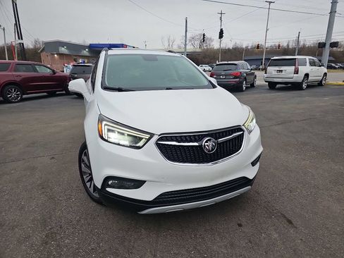 Used 2018 Buick Encore Essence image 5