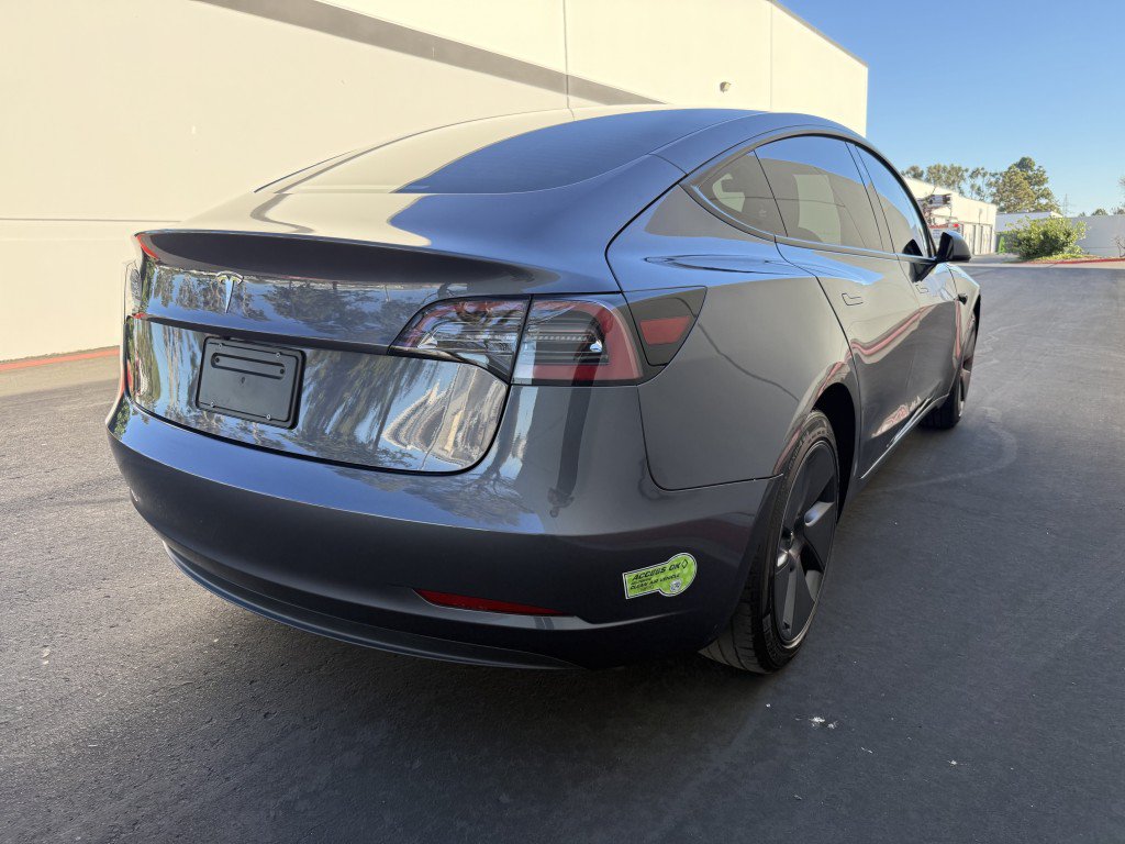 Used 2023 Tesla Model 3 Standard Range RWD image 3