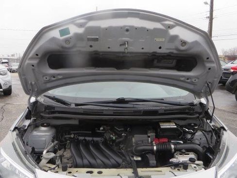 Used 2018 Nissan Versa Note S image 9