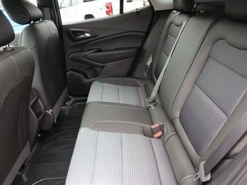 Used 2025 Chevrolet Trax LT w/ Driver Confidence Package FWD image 19