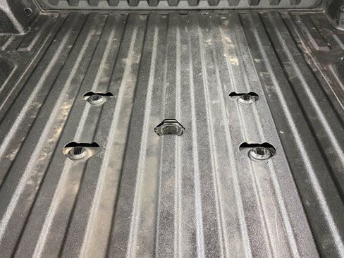 Used 2024 Chevrolet Silverado 2500 Custom w/ Custom Value Package image 11