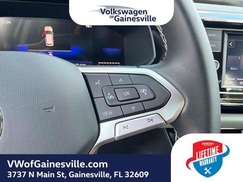 Certified 2023 Volkswagen Taos S FWD image 25
