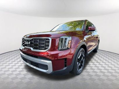 Used 2023 Kia Telluride S w/ S Sunroof Package