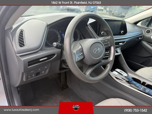 Used 2022 Hyundai Sonata SE FWD image 16