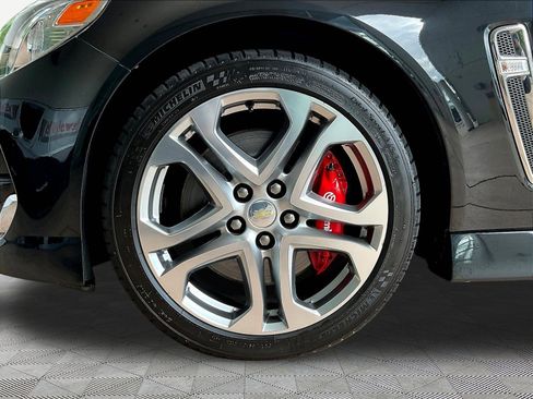 Used 2016 Chevrolet SS RWD image 32