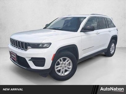 Used 2024 Jeep Grand Cherokee Laredo