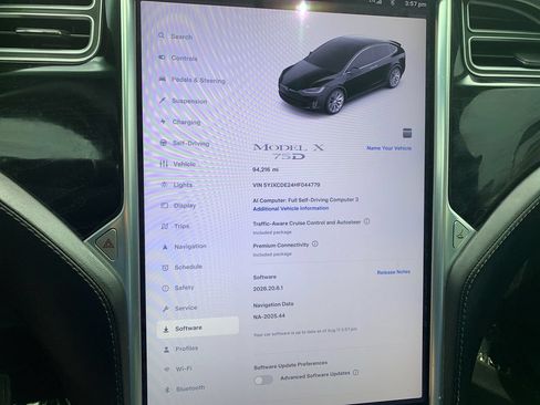 Used 2017 Tesla Model X 75D AWD/4WD image 13