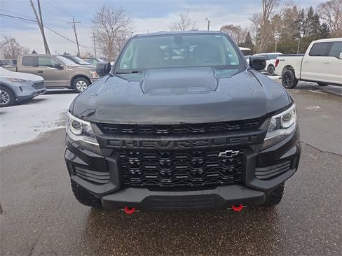 Used 2021 Chevrolet Colorado ZR2 image 2