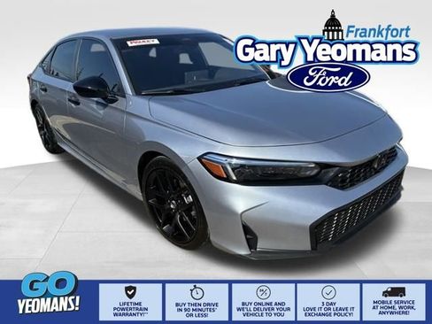 Used 2025 Honda Civic Sport image 1