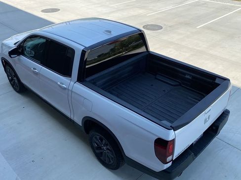 Used 2023 Honda Ridgeline Sport image 35