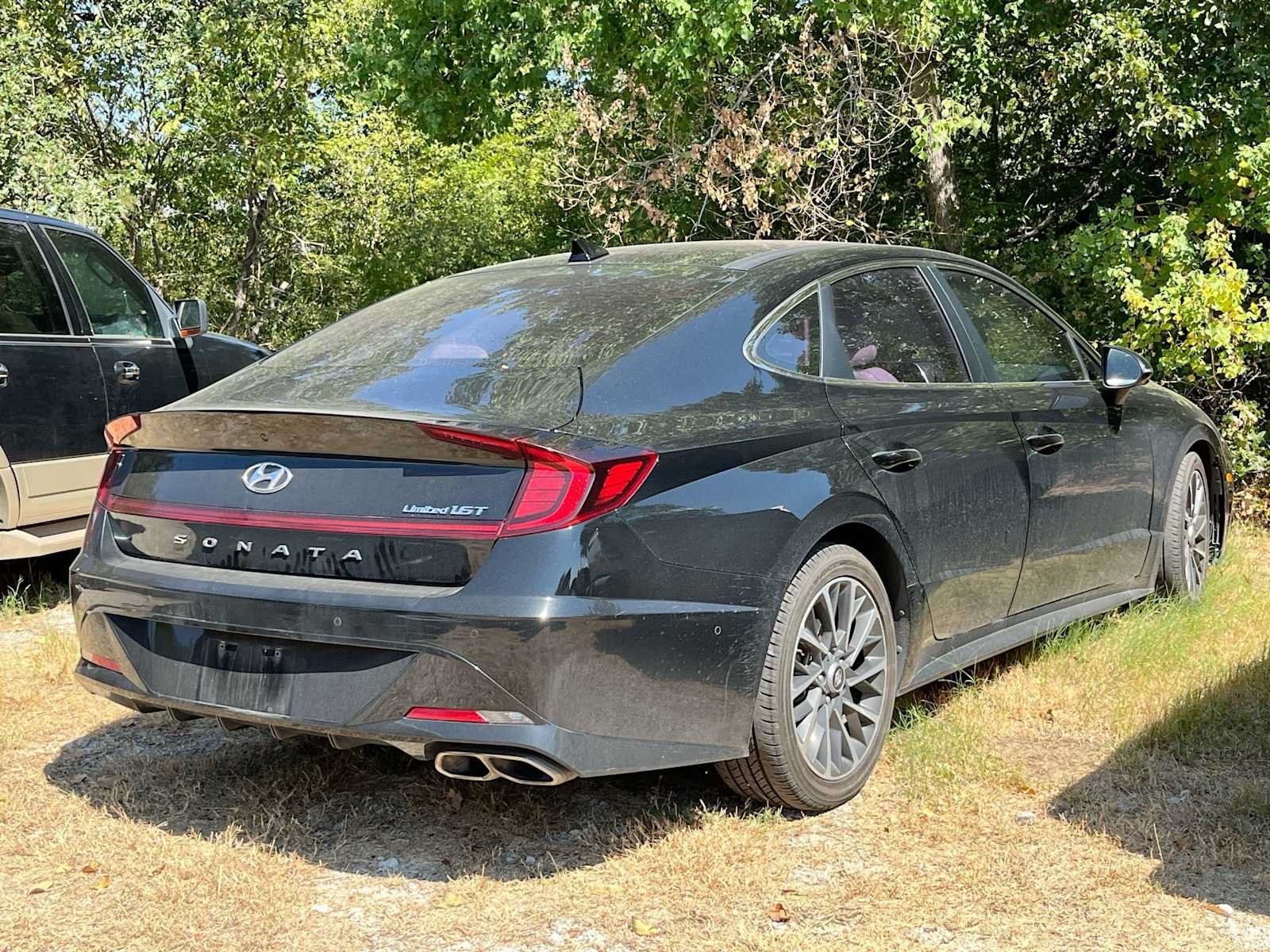 Used 2021 Hyundai Sonata Limited w/ Cargo Package FWD image 3
