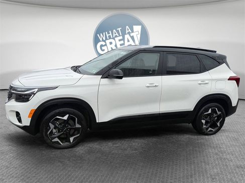 Certified 2026 Kia Seltos S image 7