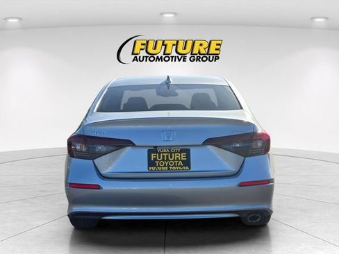 Used 2025 Honda Civic Sport image 6