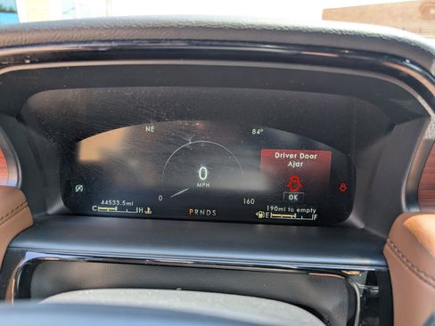 Used 2022 Lincoln Nautilus Reserve AWD/4WD image 20