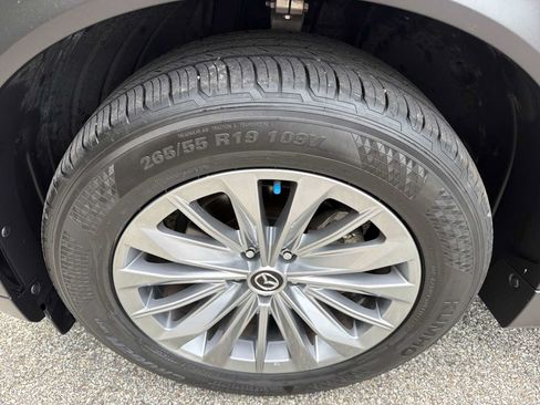 Used 2024 MAZDA CX-90 3.3 Turbo w/ Preferred Plus AWD/4WD image 32