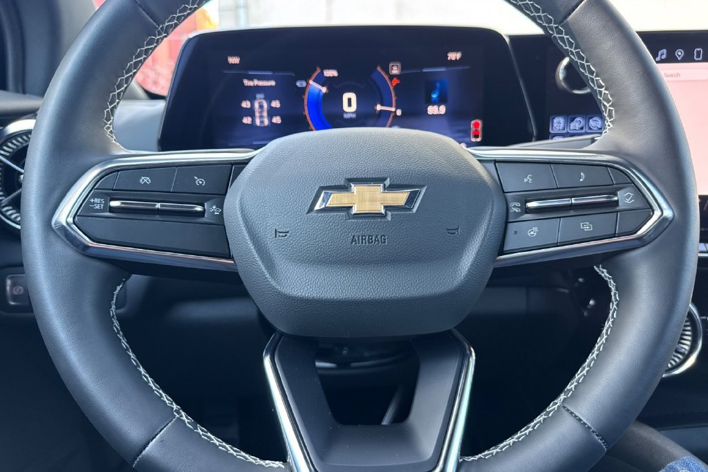 Used 2025 Chevrolet Blazer EV LT FWD image 26