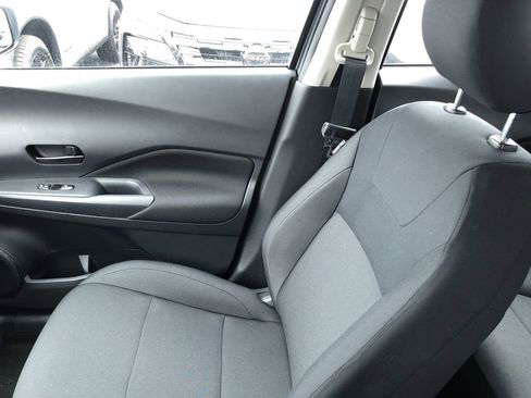 New 2025 Nissan Kicks Play S FWD image 30