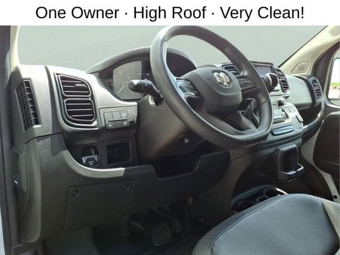 Used 2025 RAM ProMaster 2500 w/ Convenience Group FWD image 13