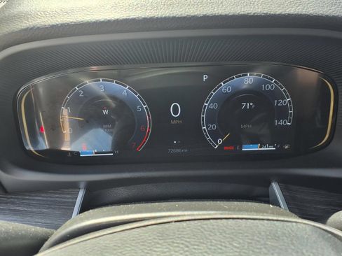 Used 2024 Jeep Wagoneer Series II AWD/4WD image 17