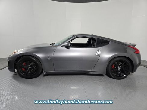 Used 2014 Nissan 370Z Touring w/ Sport Package RWD image 3