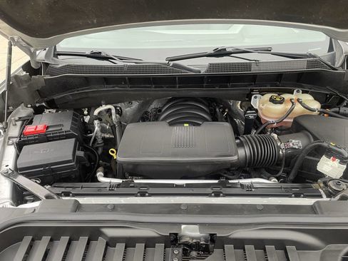 Used 2022 Chevrolet Silverado 1500 LTZ w/ LTZ Convenience Package II image 9