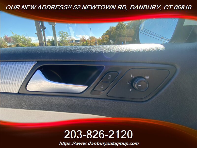 Used 2017 Volkswagen Jetta SE FWD image 27