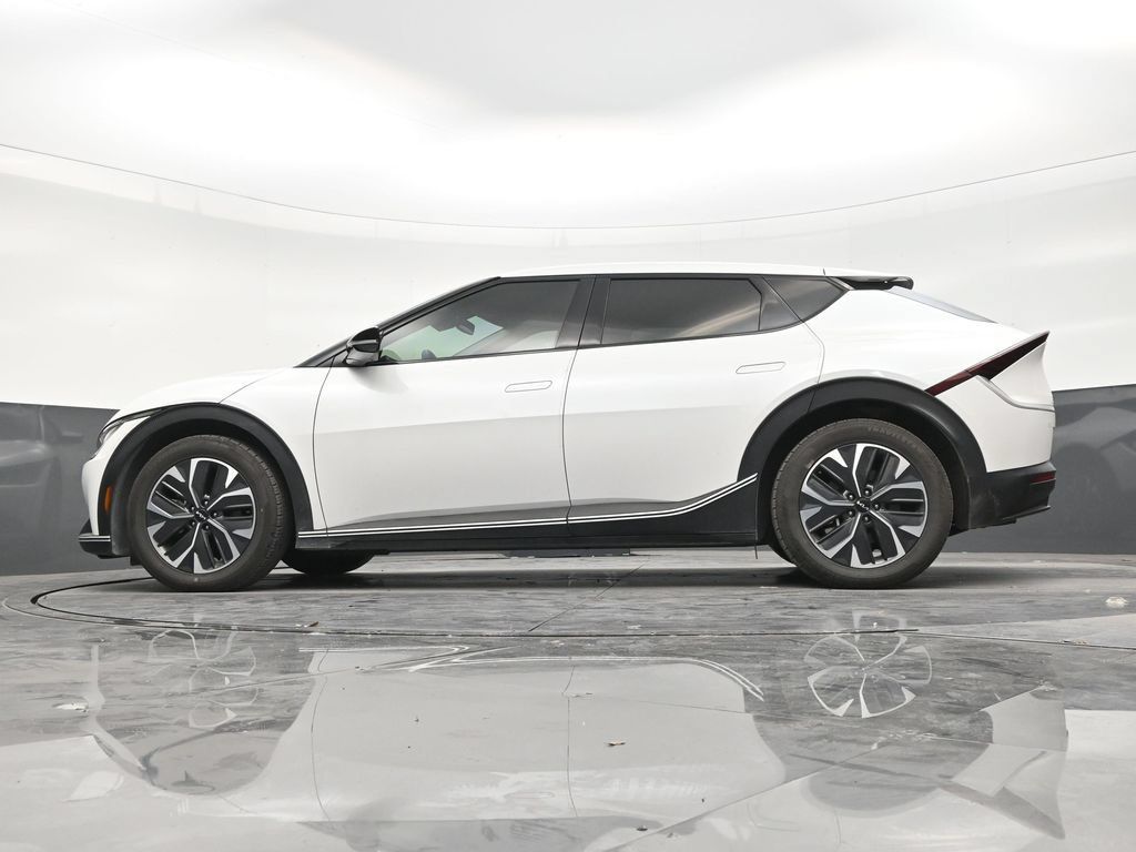 Used 2024 Kia EV6 Light RWD image 21