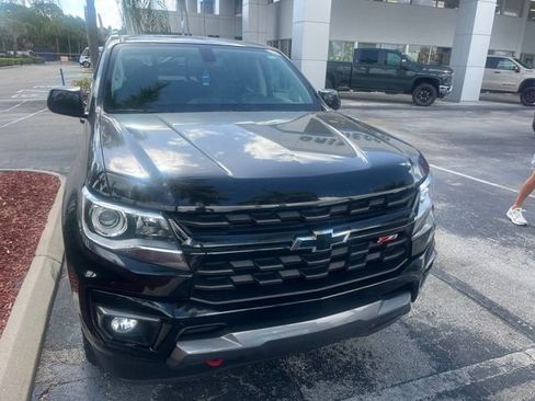 Used 2021 Chevrolet Colorado Z71 w/ Z71 Midnight Edition RWD image 5
