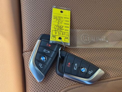 Used 2023 BMW i4 eDrive40 w/ Premium Package RWD image 33
