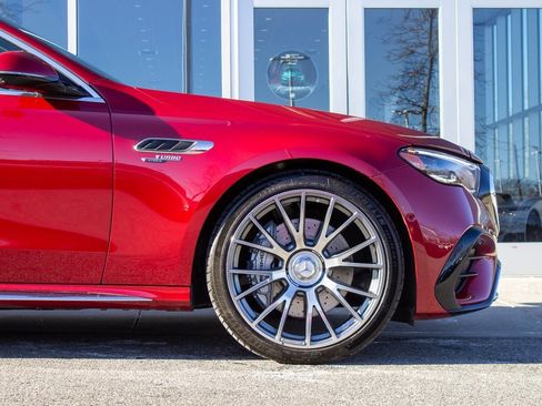 Used 2025 Mercedes-Benz E 53 AMG e 4MATIC Sedan w/ Driver Assistance Package image 5
