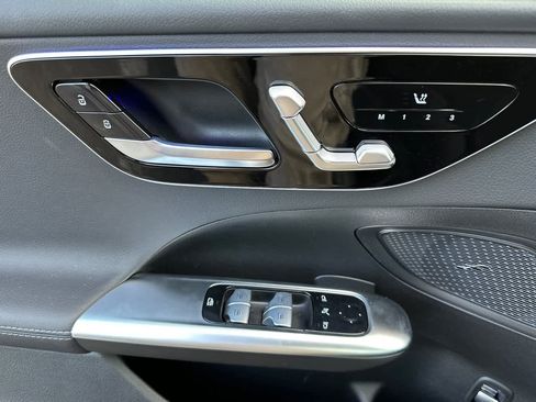 New 2025 Mercedes-Benz C 300 4MATIC Sedan image 10