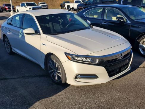 Used 2019 Honda Accord Hybrid image 2