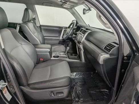 Used 2019 Toyota 4Runner SR5 Premium image 23