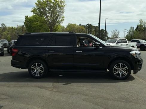 Used 2024 Ford Expedition Max Limited image 13