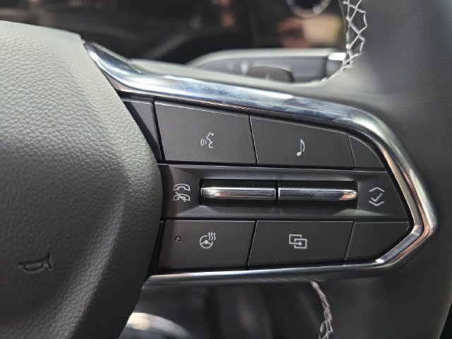 New 2027 Chevrolet Traverse LT w/ Driver Confidence Package AWD/4WD image 22