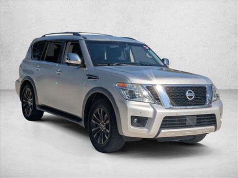 Used 2017 Nissan Armada Platinum image 3