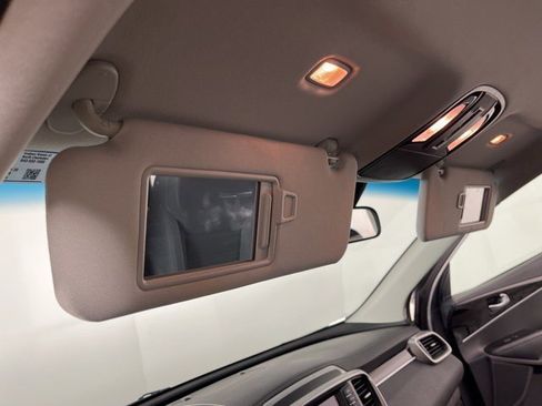 Used 2020 Kia Sorento LX w/ LX I4 Convenience Package image 32