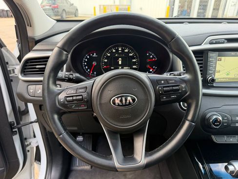 Used 2017 Kia Sorento SX AWD/4WD image 13