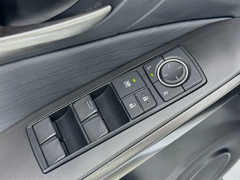 Used 2021 Lexus IS 350 F Sport w/ Accessory Package RWD image 17