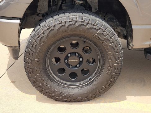 Used 2022 Ford F150 Lariat AWD/4WD image 14