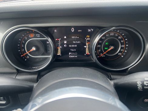 Used 2022 Jeep Wrangler Unlimited Sahara w/ Cold Weather Group image 22