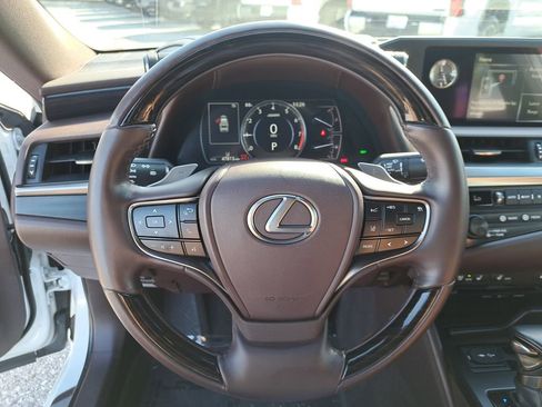 Used 2020 Lexus ES 350 w/ Premium Package image 18