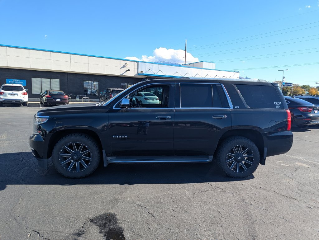 Used 2015 Chevrolet Tahoe LTZ AWD/4WD image 9