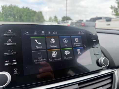 Used 2021 Honda Accord LX image 26