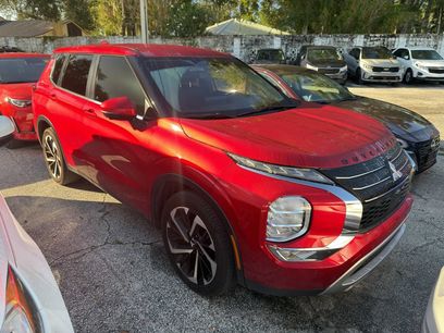 Used 2023 Mitsubishi Outlander SE