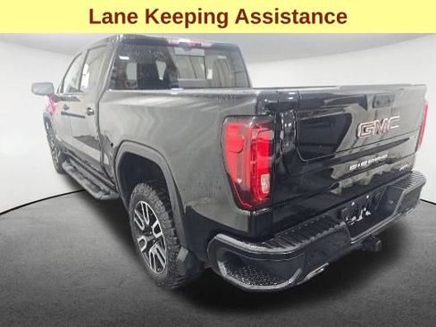 Used 2025 GMC Sierra 1500 AT4 w/ Technology Package AWD/4WD image 8