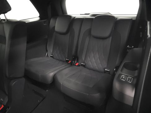 Used 2024 Mercedes-Benz GLS 63 AMG 4MATIC image 31