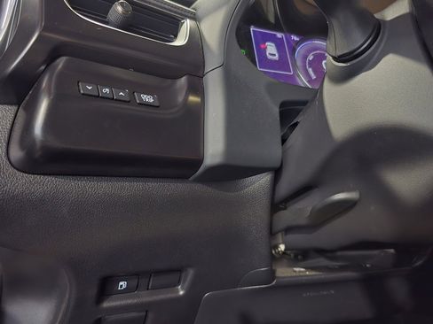 Used 2023 Lexus UX 250h FWD image 14